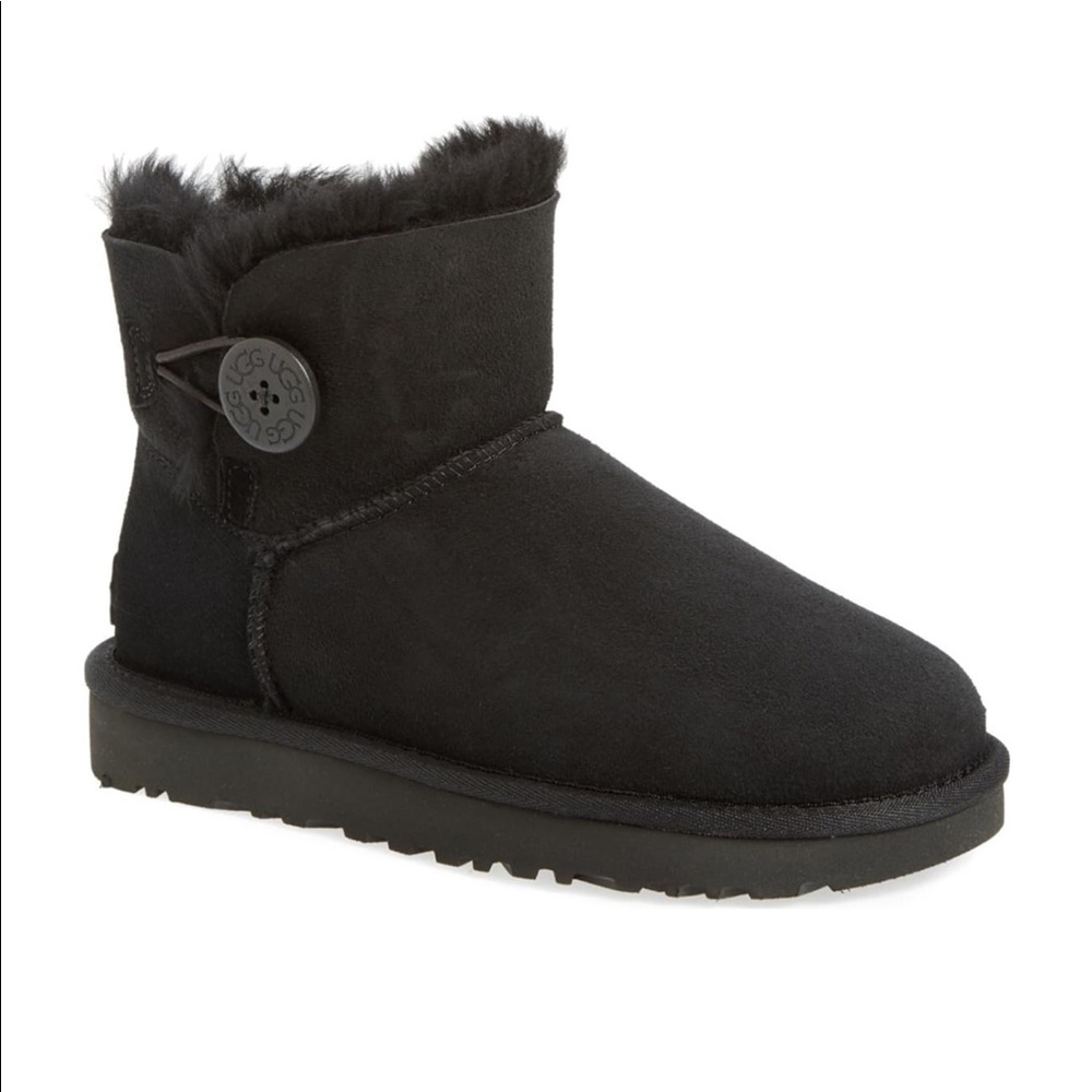 New W/O Box UGG Mini Bailey Button II Black Suede!